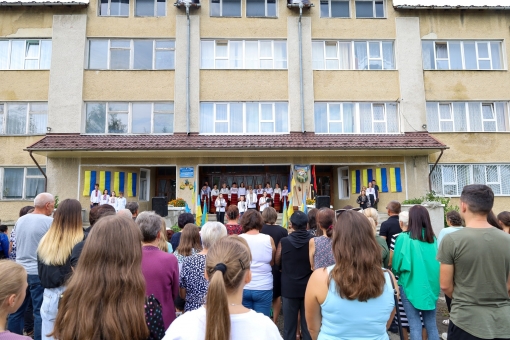 У Тисменичанах в рамках програми «Івано-Франківськ – місто Героїв» відкрили пам’ятні дошки одразу для 8 полеглих Героїв